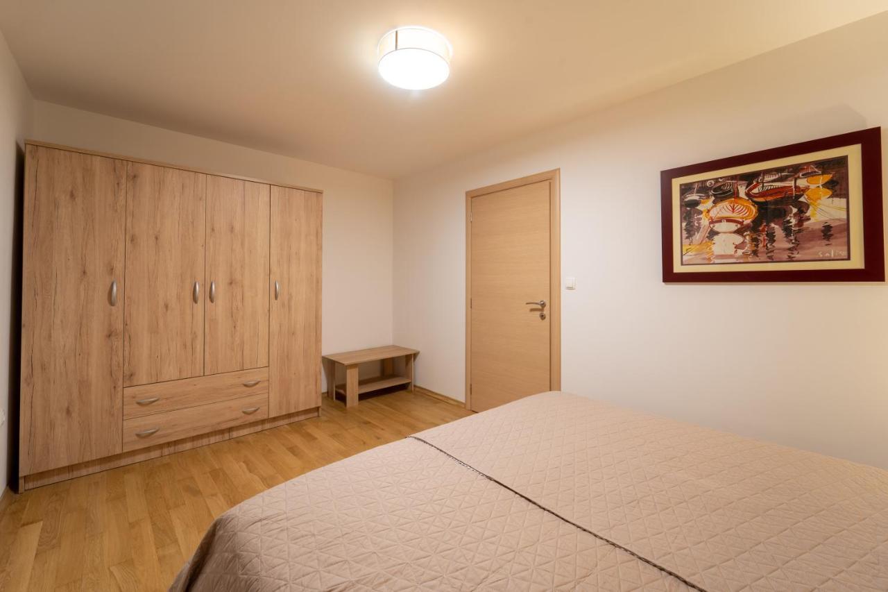 Erika Apartment Krk Town Bagian luar foto
